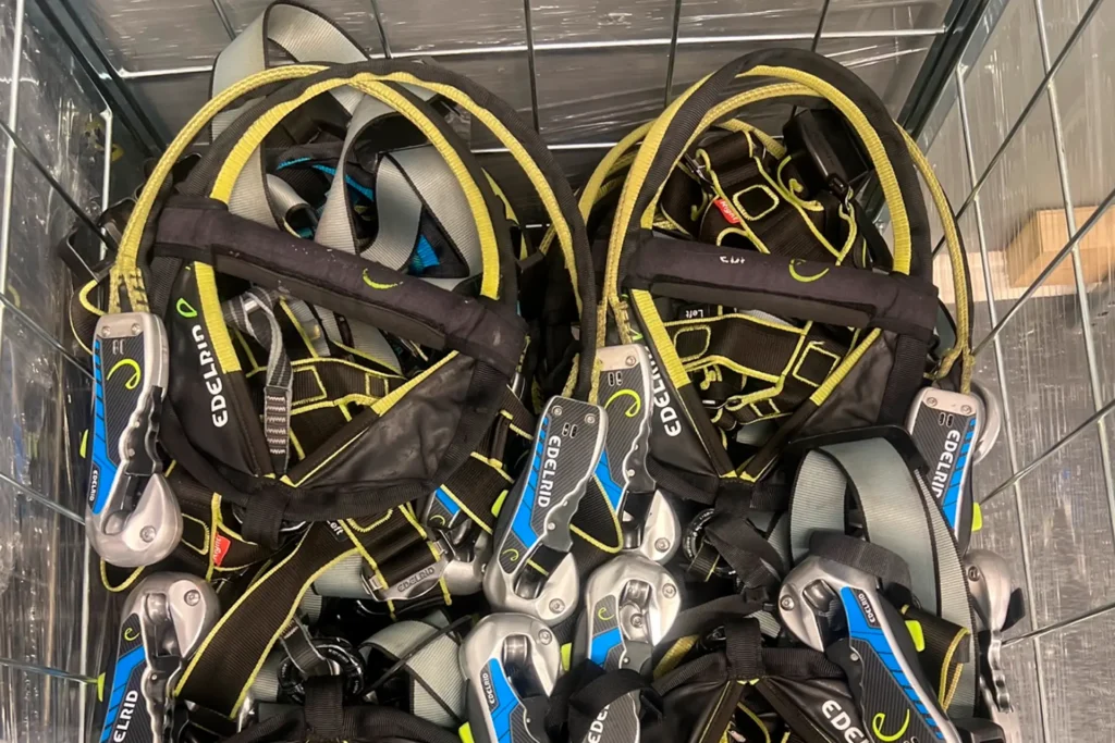 seikkailuvälineiden huollot