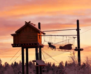 Levi seikkailupuiston pukin mökki elementti